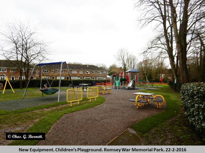 Romsey Memorial Park 2 Woodley Net UK