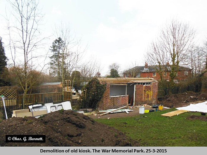 Romsey Memorial Park 2 Woodley Net UK